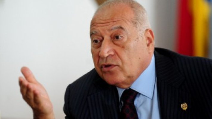 Cine se luptă pentru locul de senator vacantat de Dan Voiculescu